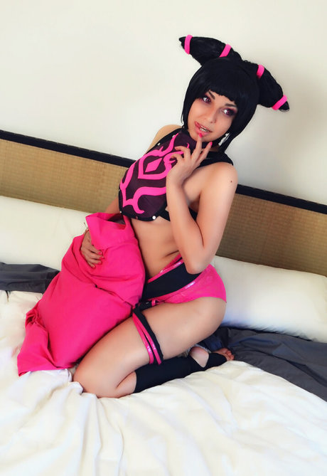 Shermie Cosplay