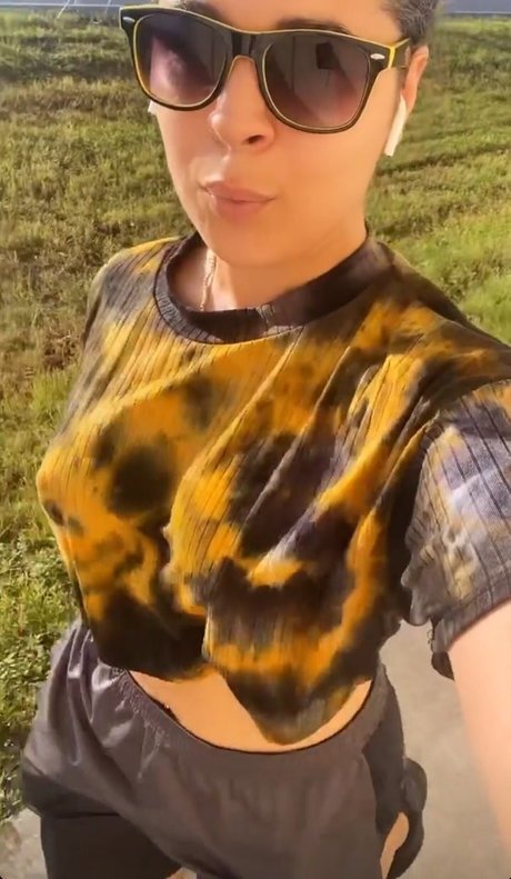 Nacktes geleaktes OnlyFans-Foto von Justyeliz