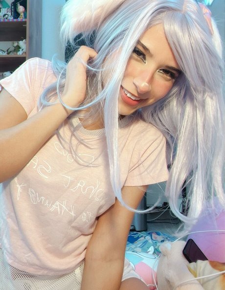 Nacktes geleaktes OnlyFans-Foto von Lunaloveton