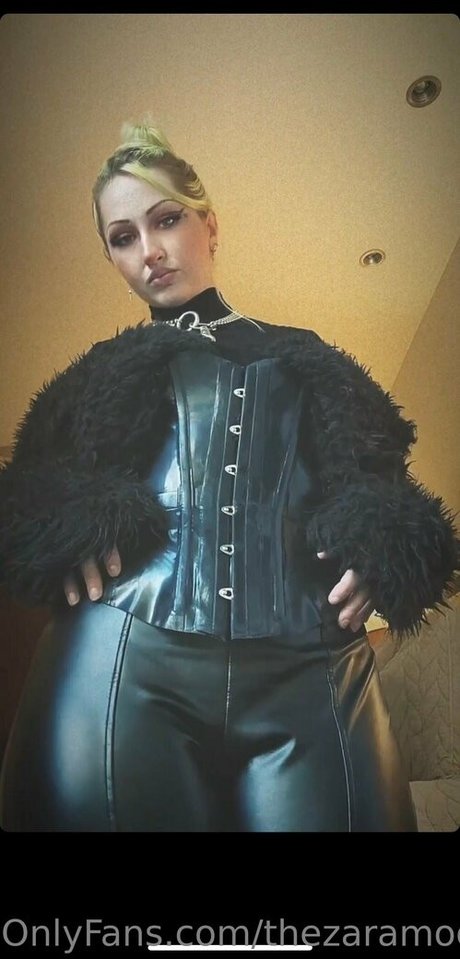 Nacktes geleaktes OnlyFans-Foto von Thezaramoon