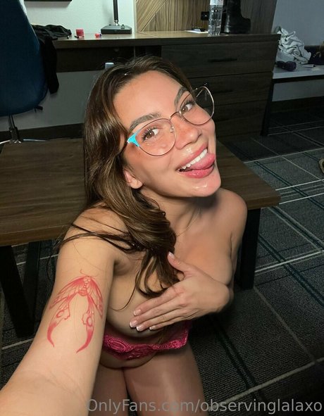 Nacktes geleaktes OnlyFans-Foto von Observinglalaxo