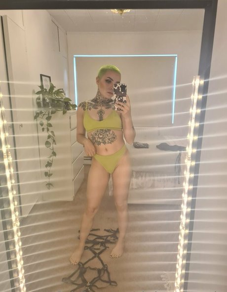 Nacktes geleaktes OnlyFans-Foto von Ohshannonsucks