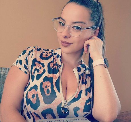 Nacktes geleaktes OnlyFans-Foto von Biiotchtv