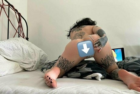 Nacktes geleaktes OnlyFans-Foto von Drakenlady