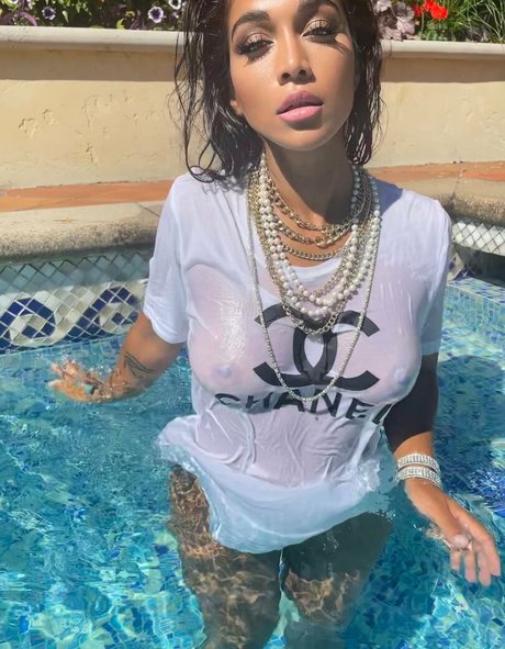 Nacktes geleaktes OnlyFans-Foto von Rosette