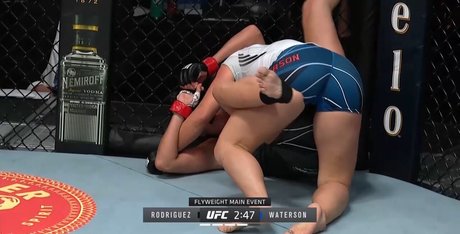 Nacktes geleaktes OnlyFans-Foto von Michelle Waterson
