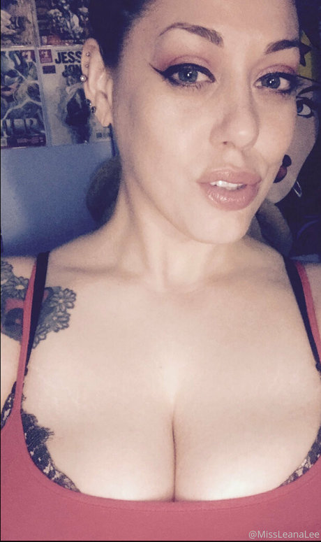 Nacktes geleaktes OnlyFans-Foto von Missleanalee