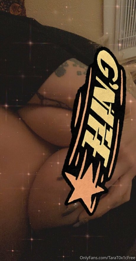 Nacktes geleaktes OnlyFans-Foto von Inkedshyvixen
