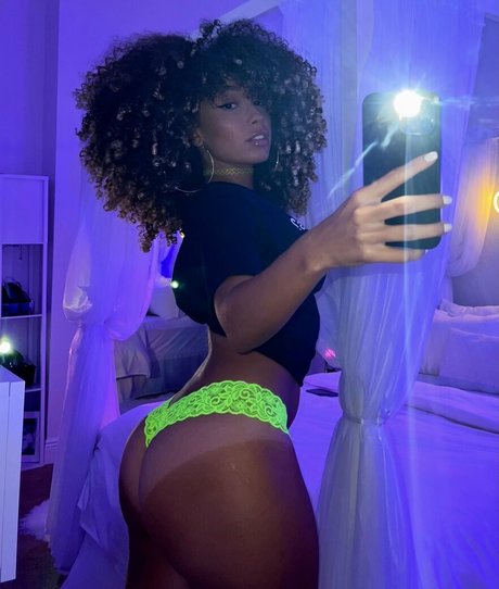 Tazsangelsuncensored