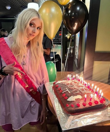Taylor Momsen