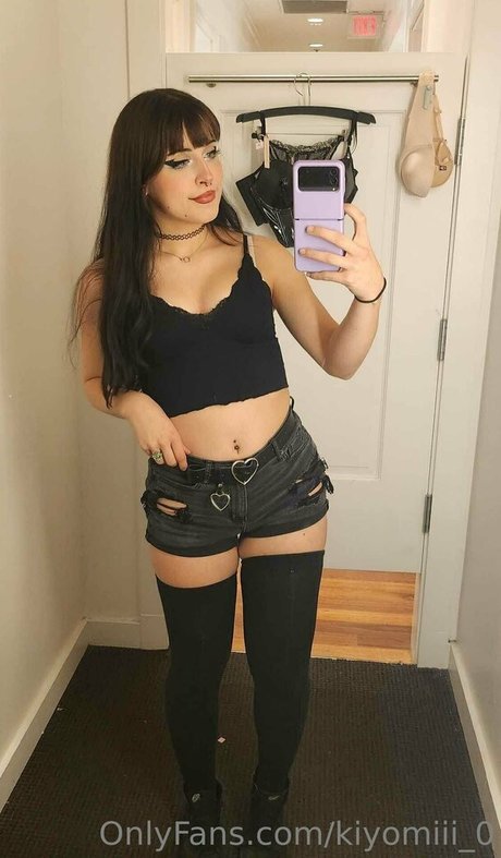 Nacktes geleaktes OnlyFans-Foto von Kiyomiii0