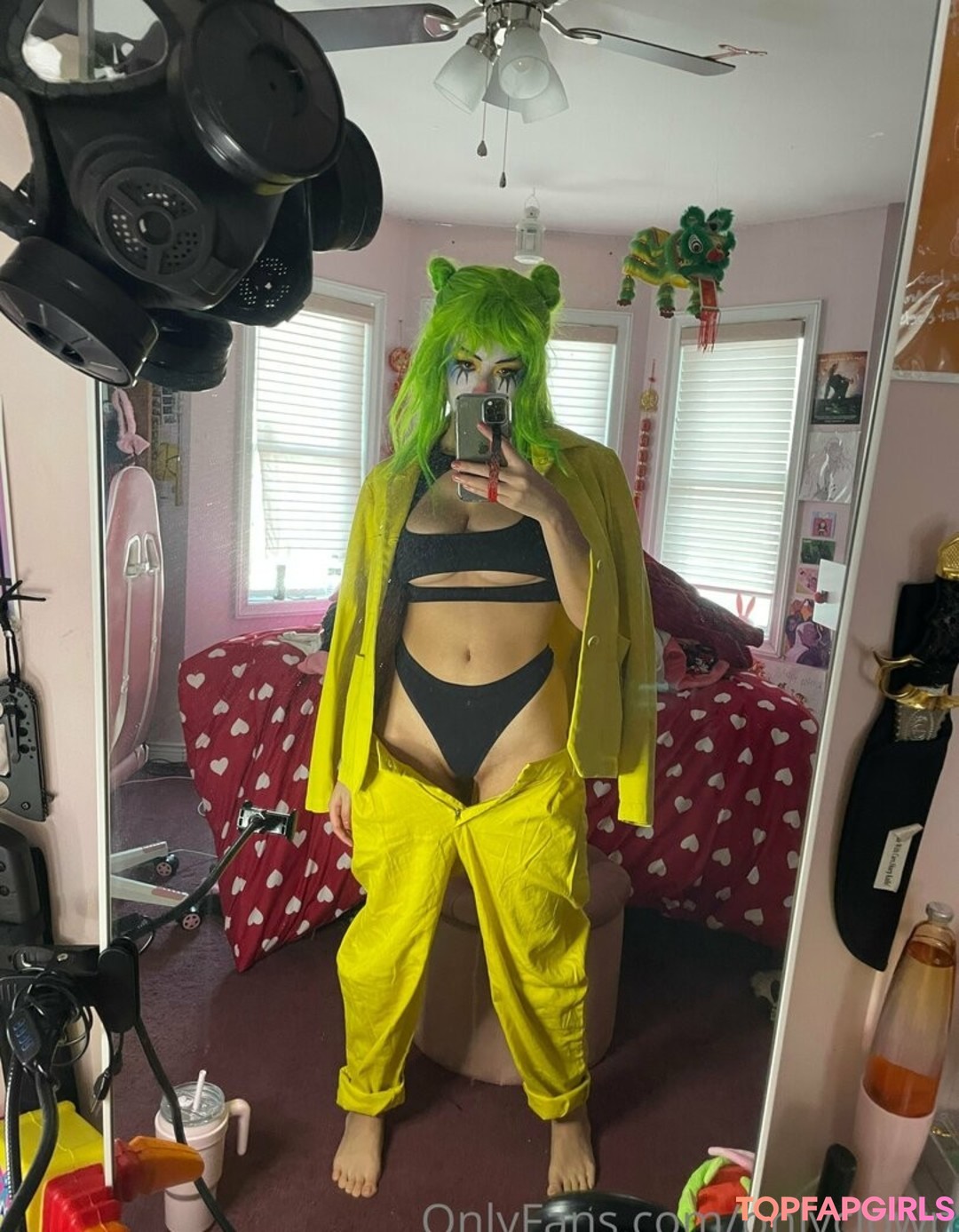 Nacktes geleaktes OnlyFans-Foto von Onlyclown #10 Nacktes geleaktes OnlyFans-Foto von Onlyclown #10