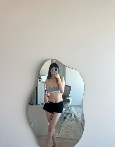 Nacktes geleaktes OnlyFans-Foto von Fanfan