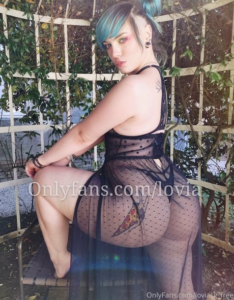 Nacktes geleaktes OnlyFans-Foto von Loviasgfree