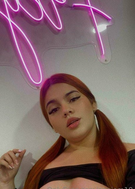 Nacktes geleaktes OnlyFans-Foto von Angiem10