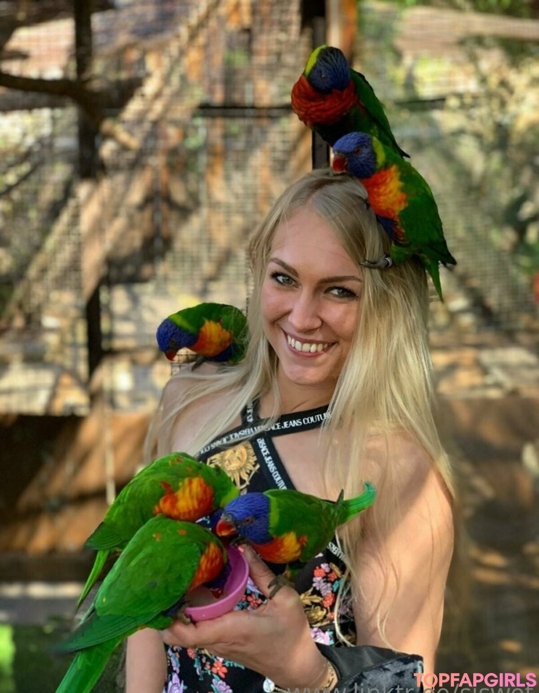 Nacktes geleaktes OnlyFans-Foto von Siswet19 #1044