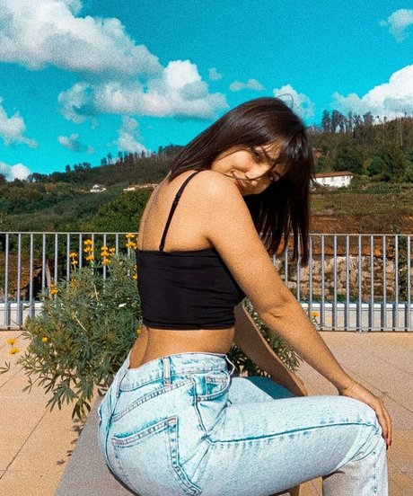 Nacktes geleaktes OnlyFans-Foto von Anaisableal