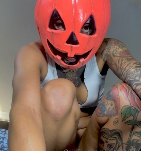 Nacktes geleaktes OnlyFans-Foto von Wetkittycity