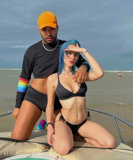 Nacktes geleaktes OnlyFans-Foto von Belle Kaffer
