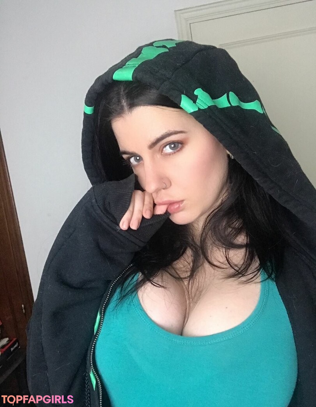 Nacktes geleaktes OnlyFans-Foto von Magui Sunshine #1205