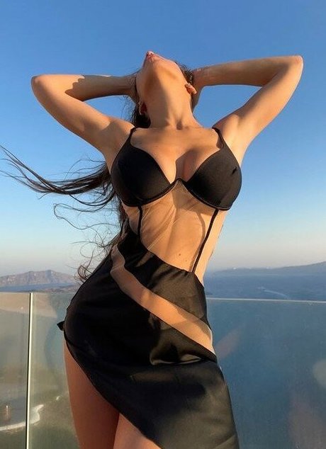 Nacktes geleaktes OnlyFans-Foto von Olesia Levana