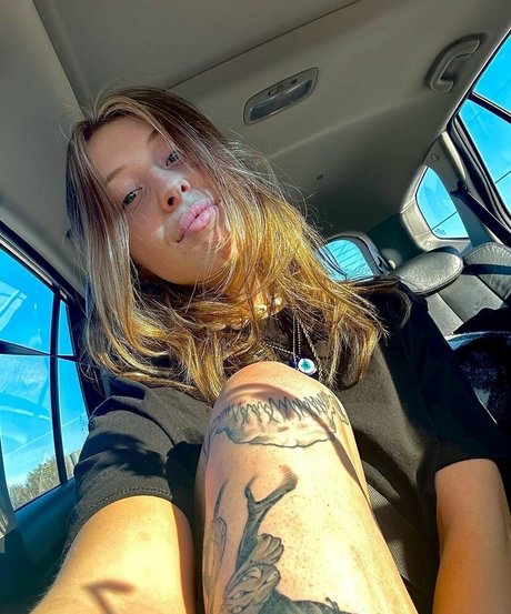Nacktes geleaktes OnlyFans-Foto von Lolcaughtureye