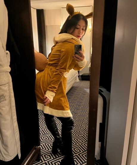 Nacktes geleaktes OnlyFans-Foto von Utada Hikaru