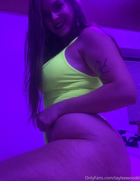 Nacktes geleaktes OnlyFans-Foto von Taylee Wood