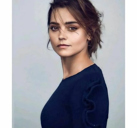 Nacktes geleaktes OnlyFans-Foto von Jenna Louise Coleman