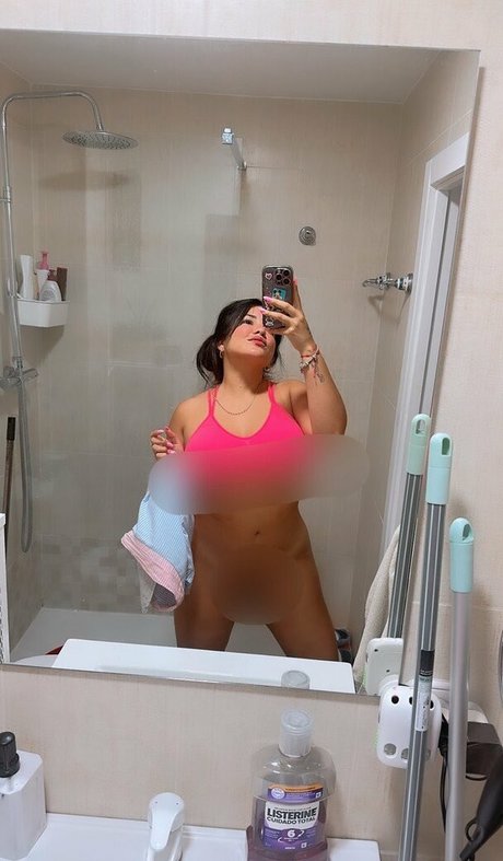Nacktes geleaktes OnlyFans-Foto von Adeladiperi