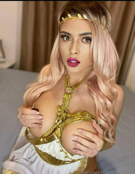 Nacktes geleaktes OnlyFans-Foto von Gingerminniefree