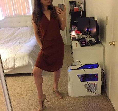Nacktes geleaktes OnlyFans-Foto von Jackiembutler