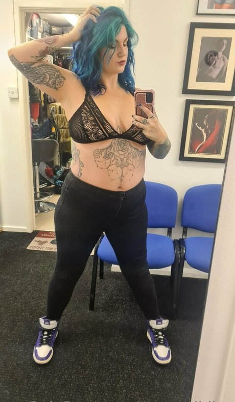 Nacktes geleaktes OnlyFans-Foto von Roguewildinc