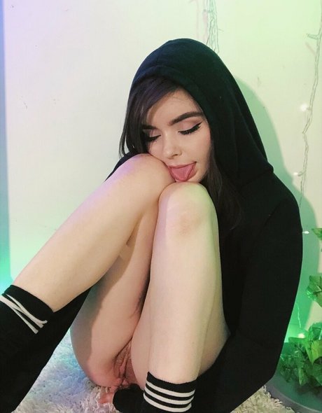 Nacktes geleaktes OnlyFans-Foto von Ashemaree