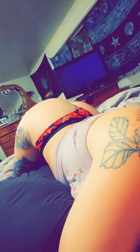 Nacktes geleaktes OnlyFans-Foto von Pusssssssyfairyyy