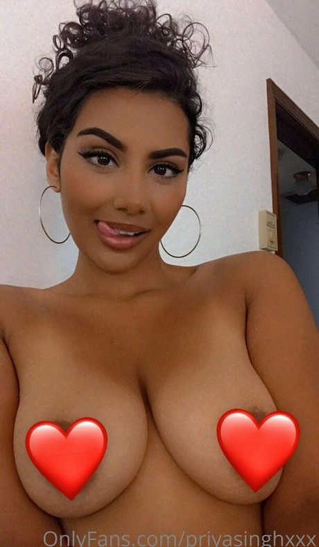 Nacktes geleaktes OnlyFans-Foto von Priyasinghxxx