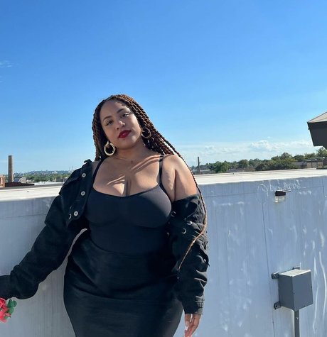 Nacktes geleaktes OnlyFans-Foto von Kathrynn Marie