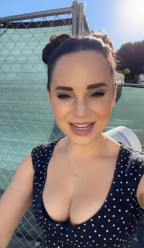 Nacktes geleaktes OnlyFans-Foto von Rosanna Pansino