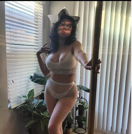 Nacktes geleaktes OnlyFans-Foto von Pinksaltmoon