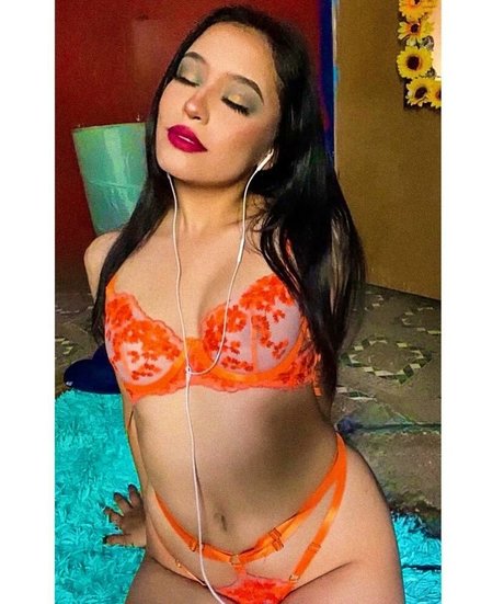 Nacktes geleaktes OnlyFans-Foto von Agnes Inezz