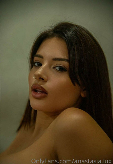 Anastasia Lux