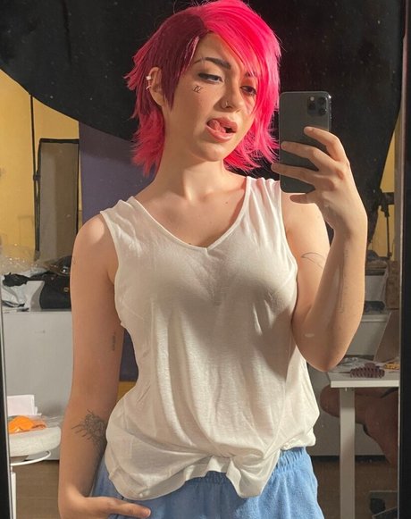 Nacktes geleaktes OnlyFans-Foto von Annitheduck