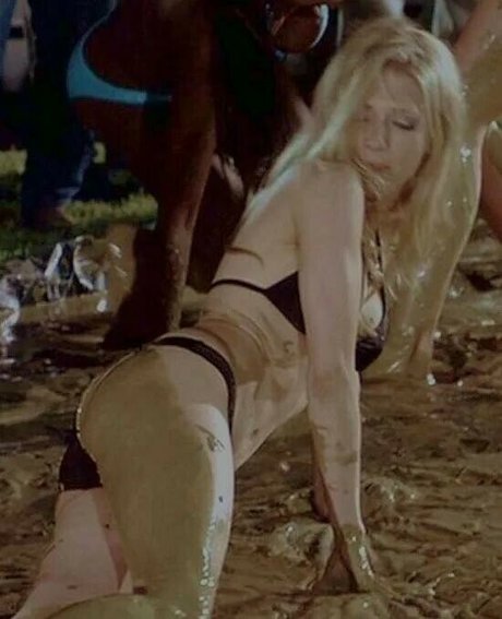 Nacktes geleaktes OnlyFans-Foto von Katheryn Winnick