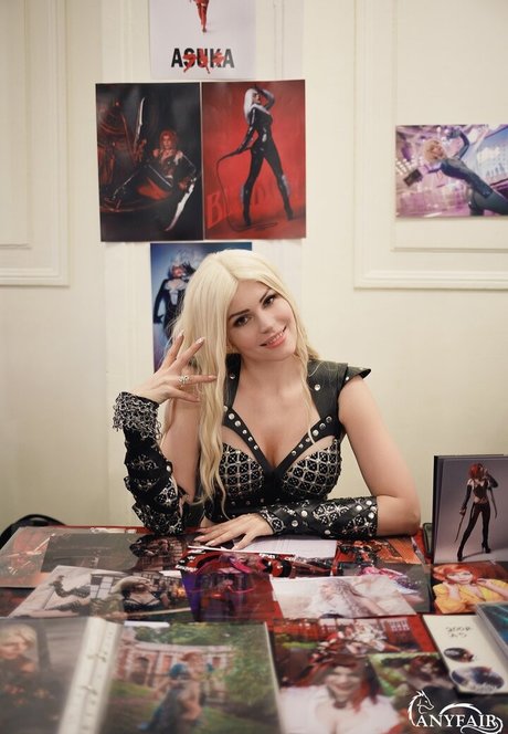 Anya Ichios