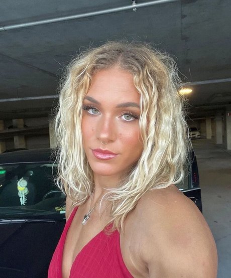 Nacktes geleaktes OnlyFans-Foto von Sol Ruca