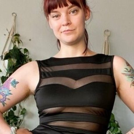 Nacktes geleaktes OnlyFans-Foto von Livssecretlife