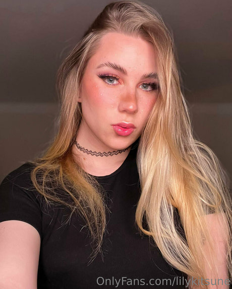 Nacktes geleaktes OnlyFans-Foto von Lilykitsune