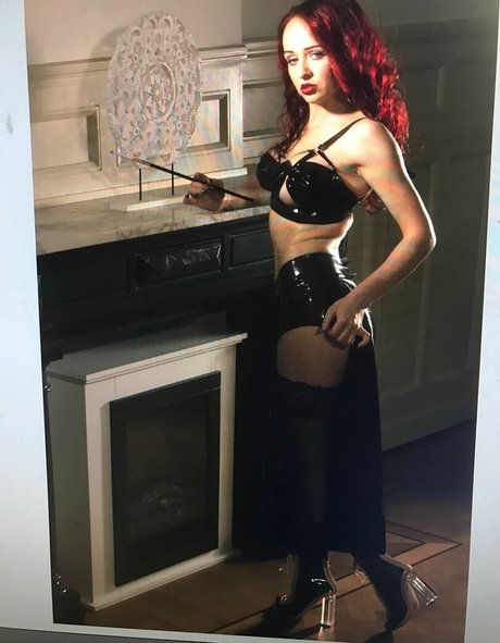 Nacktes geleaktes OnlyFans-Foto von Mistresslfatale
