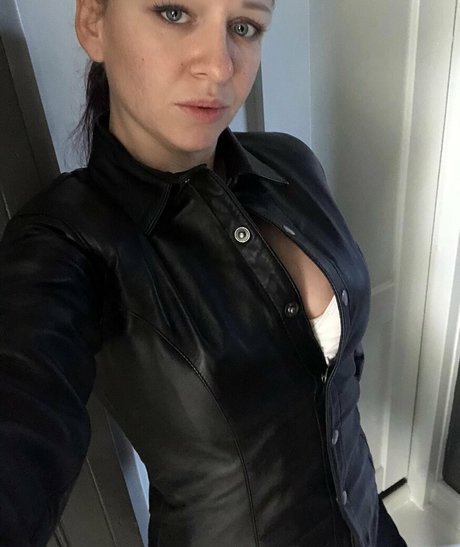 Nacktes geleaktes OnlyFans-Foto von Mistresslfatale