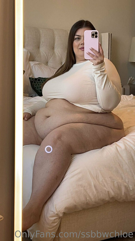 Nacktes geleaktes OnlyFans-Foto von Ssbbwchloe